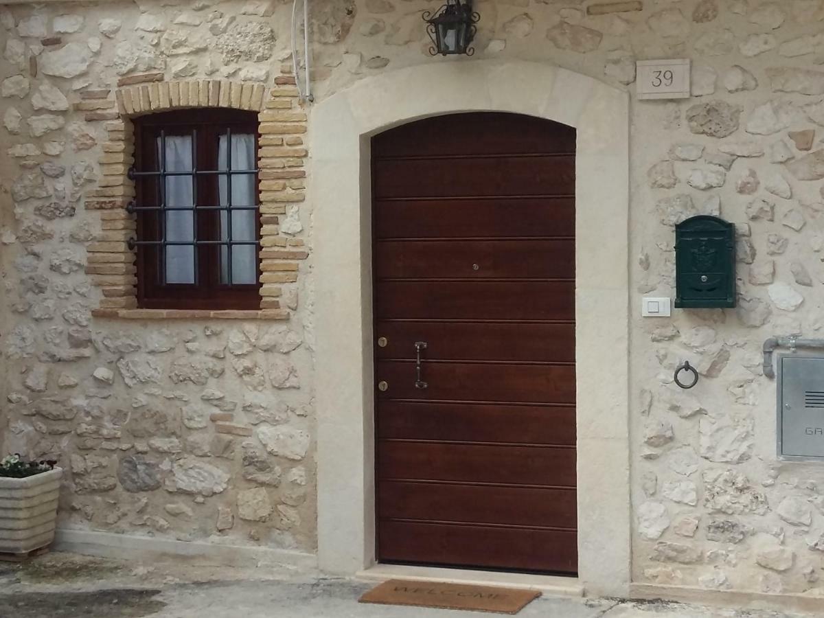 Picchio&Pinocchio Guest House Sulmona Bagian luar foto